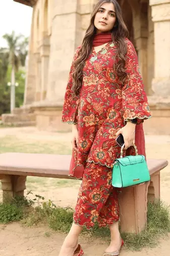 Maroon floral print cotton ethnic kurta set with dupatta