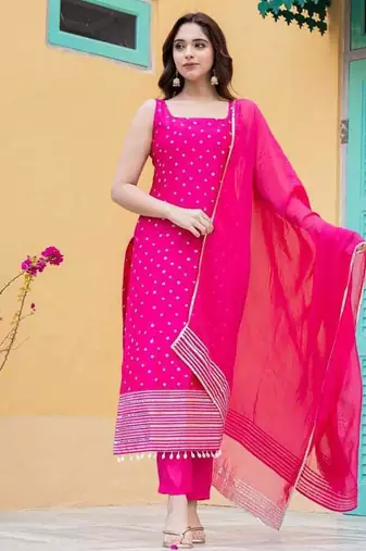 Pink bandhej silk ethnic kurta set with dupatta