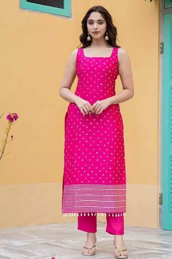 Pink bandhej silk ethnic kurta set with dupatta