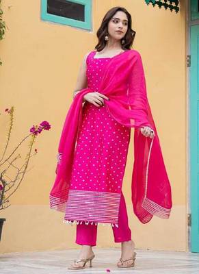 Pink bandhej silk ethnic kurta set with dupatta 4