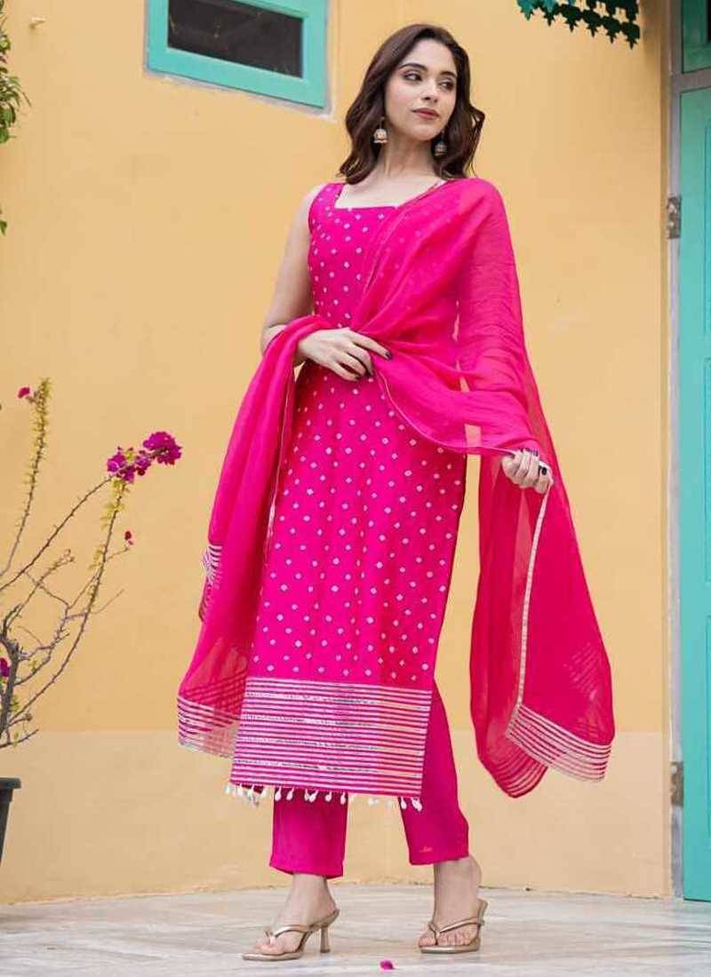 Pink bandhej silk ethnic kurta set with dupatta