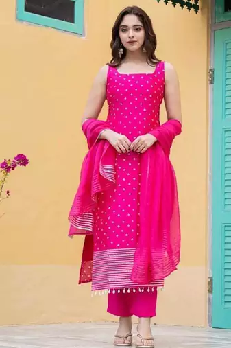Pink bandhej silk ethnic kurta set with dupatta