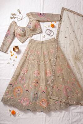 Luxurious Beige Ethnic Lehenga Set with Floral and Peacock Embroidery – Perfect for Weddings and Festive Occasions 4