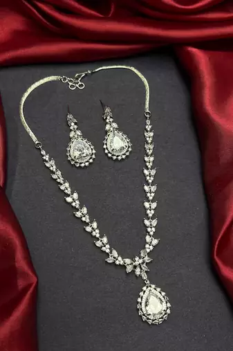bridal necklace set, pear cut cubic zirconia wedding jewellery, teardrop earrings, prom statement set