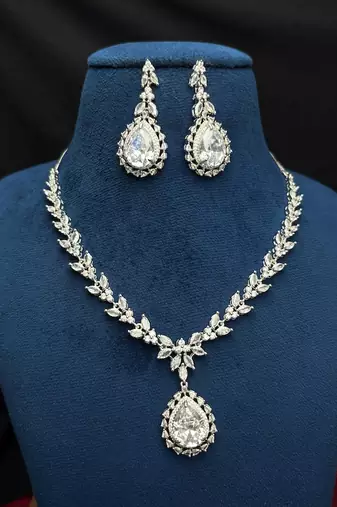 bridal necklace set, pear cut cubic zirconia wedding jewellery, teardrop earrings, prom statement set