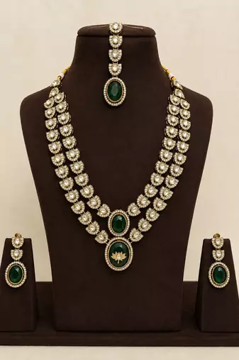 Double Layer Green Kundan Bridal Necklace earring maangtikka Jewellery Set