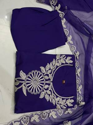 Women's Embroidered Roman silk blend Kurta Pant with Dupatta Set 4