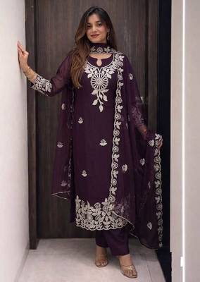 Women's Embroidered silk blend Kurta Pant with Dupatta Set  1
