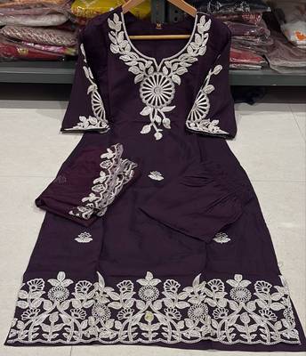 Women's Embroidered silk blend Kurta Pant with Dupatta Set  2