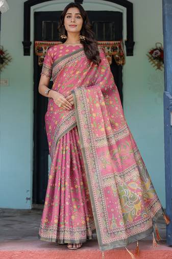 Elegant rani pink handloom saree with floral & artistic peacock design with blouse