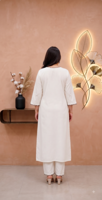 Women white & black floral embroidered kurta with trousers 3