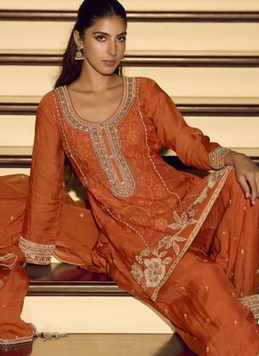 Orange embroiderd  silk blend  palazzo suit 3