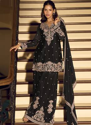 Black embroiderd silk blendpalazzo suit 1