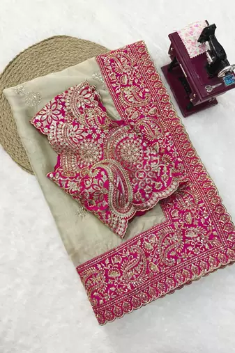 Off White Color Intricate Thred With Sequnce Work Glass Organza Silk Blend Saree 