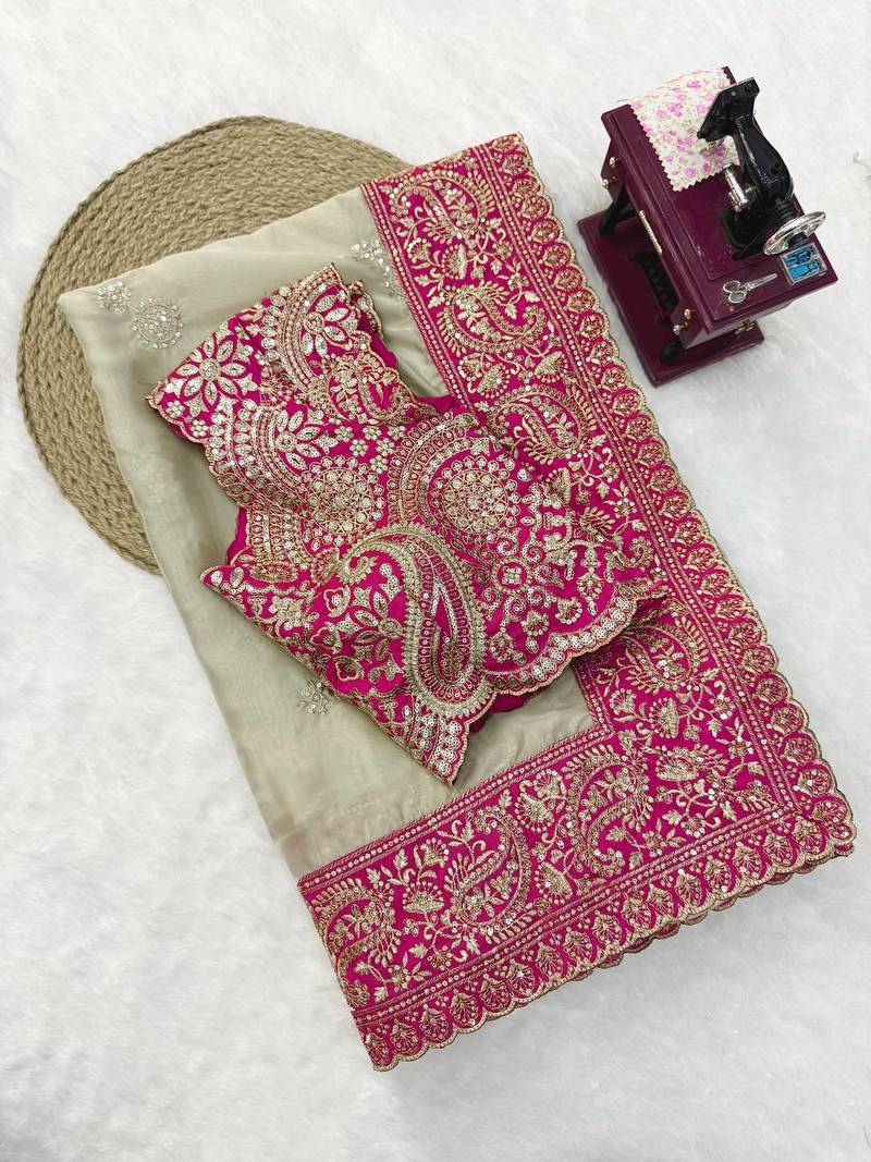 Off White Color Intricate Thred With Sequnce Work Glass Organza Silk Blend Saree 