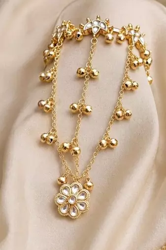 White stone & agate stone haath phool (hath panja) | lacquer gold plated