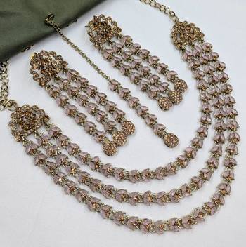 Baby pink mehandi-plated agate stone necklace set with earrings & maang tikka 2