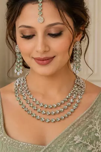Pista mehandi-plated agate stone necklace set with earrings & maang tikka