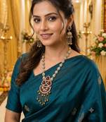 Maroon mehandi-plated agate stone & kundan necklace set with earrings