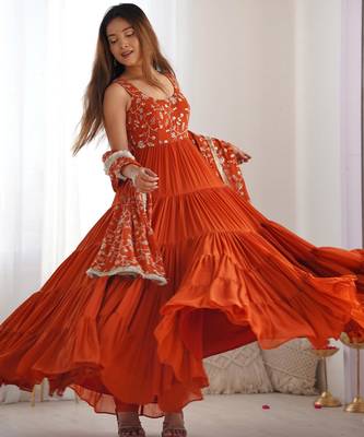  embroidery work georgette flared anarkali pant and dupatta set 4