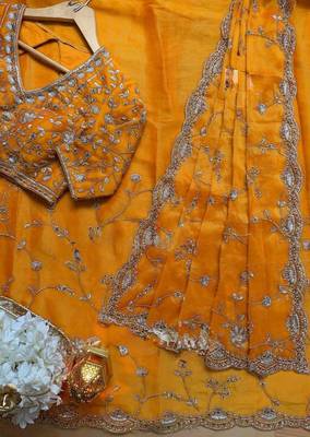 Yellow Color Beds With Sequnce work Silk Blend Saree 3
