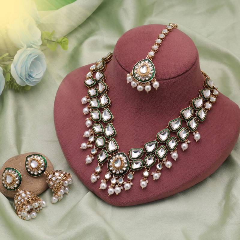 White color kashmiri jewelry set with artistic handmade design