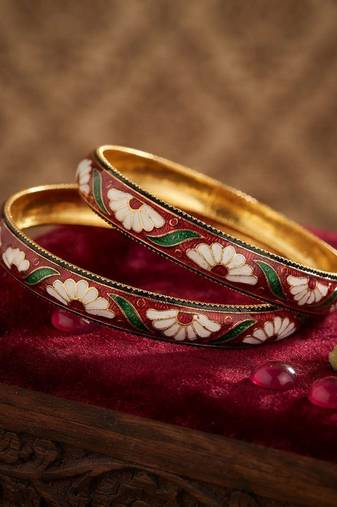 Multi color hand painted meenakari bangle traditional