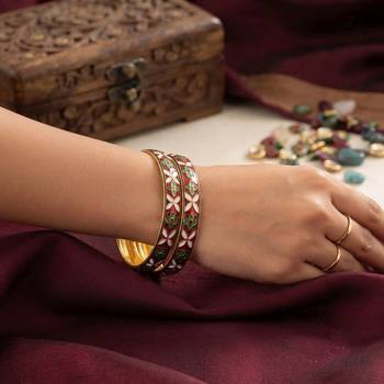 Red color hand painted meenakari bangle handmade style 2