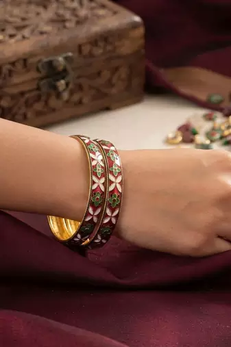 Red color hand painted meenakari bangle handmade style