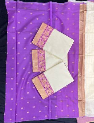 Off white silk blend banarasi jaquard designer saree with blouse 9