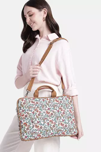  petal posh off white floral printed polycotton laptop bag (upto 16")