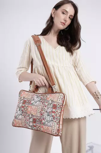  petal posh tan ethnic printed polycotton laptop bag (upto 16")