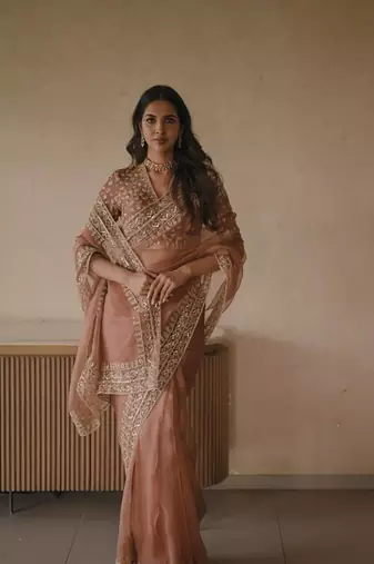 Dusty rose tibby silk thread & sequence embroidered saree with unstitched tibby silk blouse