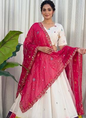 Women's White Lehenga Choli Set with Patchwork Border 2