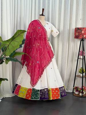 Women's White Lehenga Choli Set with Patchwork Border 4
