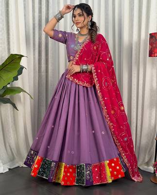 Women's Lavendar Lehenga Choli Set with Patchwork Border 1
