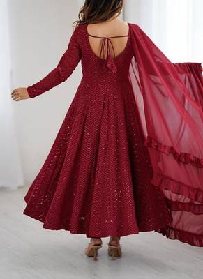 embroidery georgette flared anarkali pant and dupatta set 3