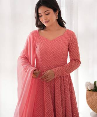  embroidery georgette flared anarkali pant and dupatta set 3