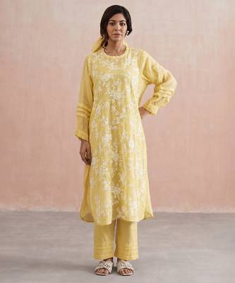 Yellow embroidered mul chanderi kurta set 1