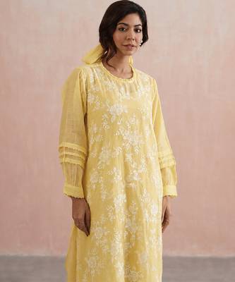 Yellow embroidered mul chanderi kurta set 3