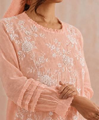 Pastel peach embroidered mul chanderi kurta set 2