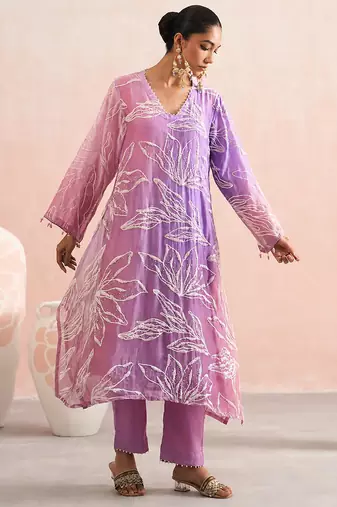 Lavender ombre embroidered mul chanderi kurta set