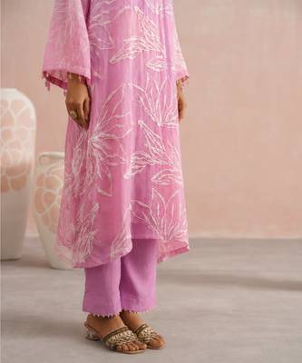 Lavender ombre embroidered mul chanderi kurta set 4