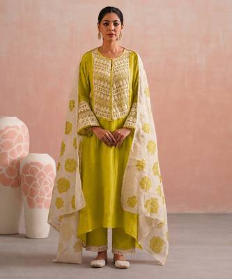 Lime green embroidered mul chanderi kurta set 1