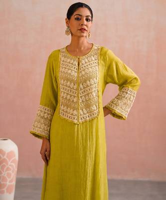 Lime green embroidered mul chanderi kurta and pant 1