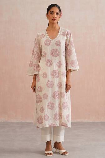 Off white pink embroidered mul chanderi kurta and pant