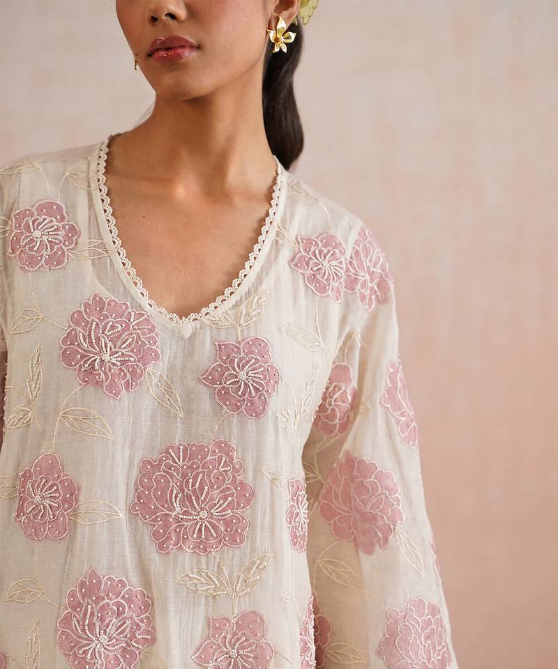 Off white pink embroidered mul chanderi kurta and pant