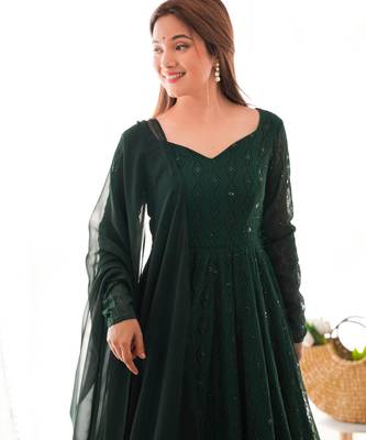  embroidery georgette flared anarkali pant and dupatta set 4