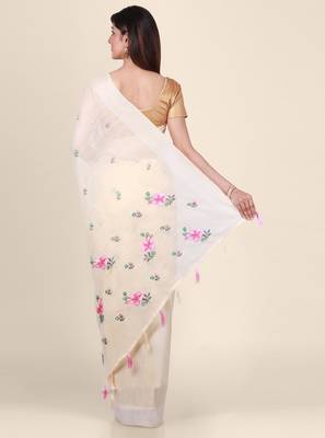Cream-coloured embroidered linen blend saree 2
