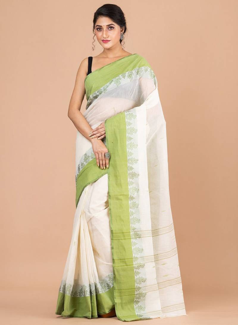 Off white & green ethnic motifs pure cotton jamdani saree